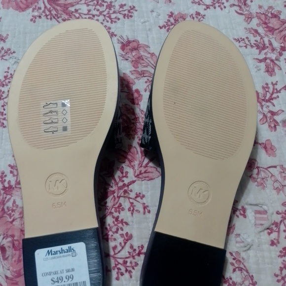 Michael Kors slides - Picture 3 of 3